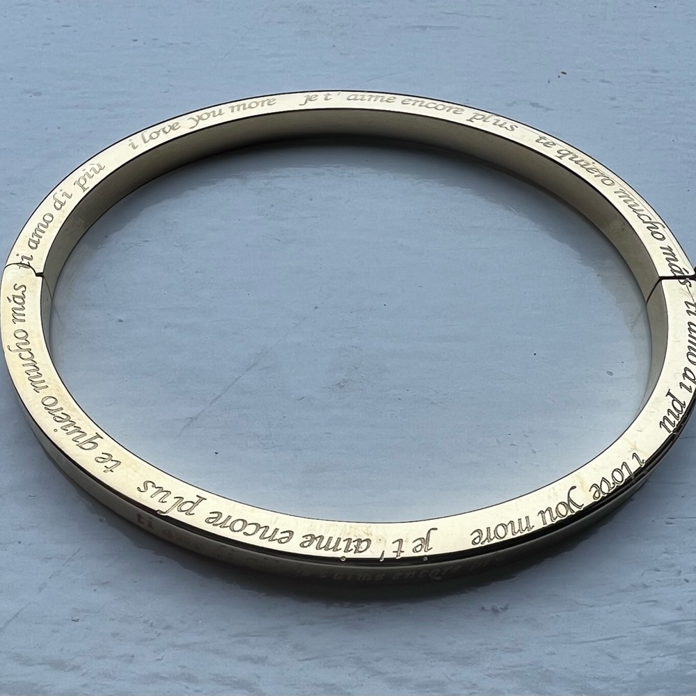 Roberto Coin “I Love You More” bracelet 18k gold